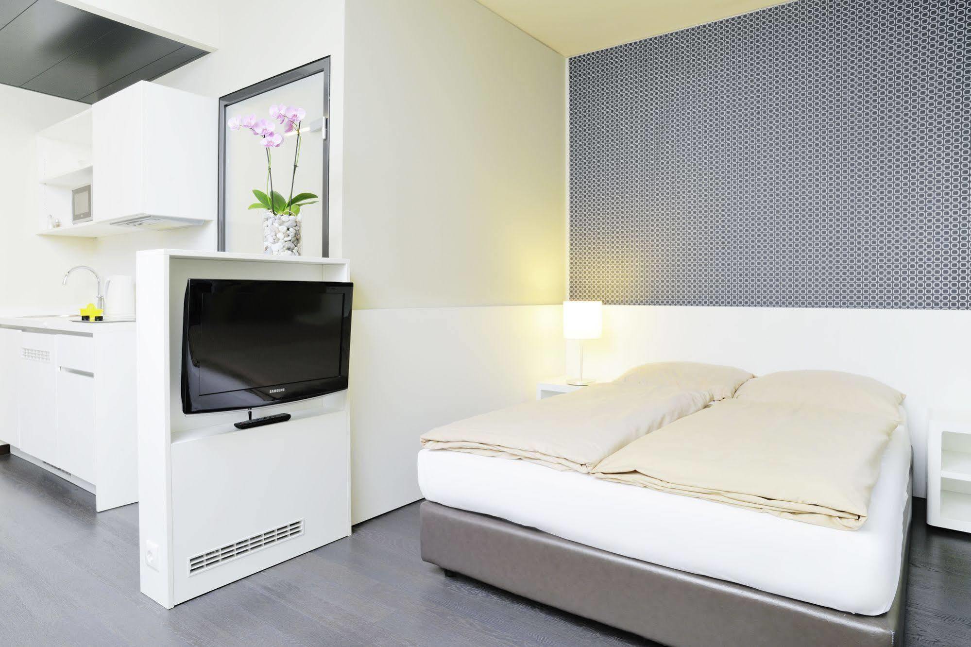 Harry'S Home Linz-Urfahr Hotel & Apartments Bagian luar foto